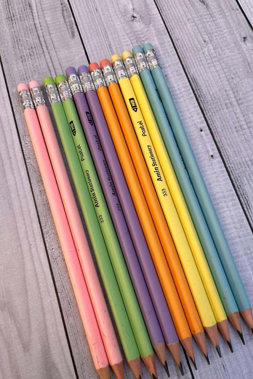 مداد سه گوش پاستلی